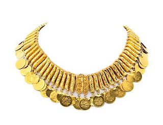 A 14 Karat Yellow Gold Necklace, 38.10 dwts.