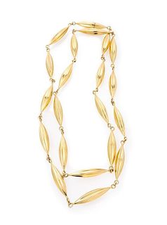 A 14 Karat Yellow Gold Link Necklace, 23.90 dwts.