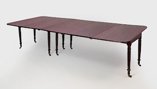 Federal Mahogany Banquet Table in the Manner of Thomas Seymour