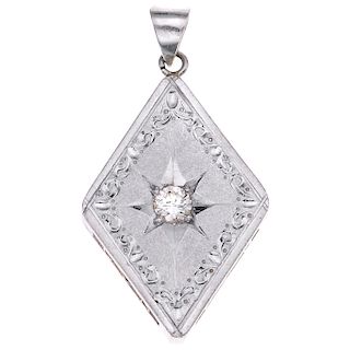 A diamond platinum pendant.
