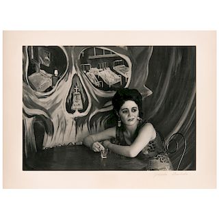 GRACIELA ITURBIDE, Mujer con cigarro, ca. 1970.