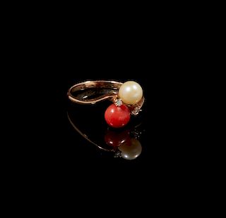 Coral Pearl 14k Gold Ring
