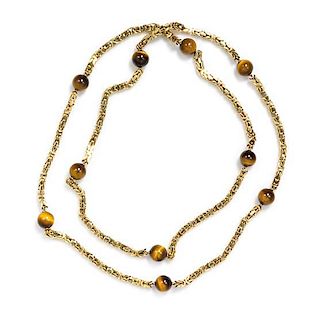 * A Yellow Gold and Tiger's Eye Necklace, 59.90 dwts.