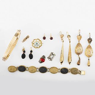 GOLD AND GOLD FILLED JEWELRY, CA. 1900