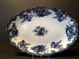 ANTIQUE English Flow Blue Platte with flowers, marked on the back. 19th century. 16 1/2" x 12" wide