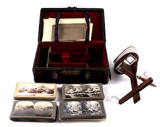Monarch Stereoview With Cards and Carry Case