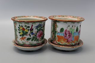 Pair of Chinese rose medallion porcelain planters.