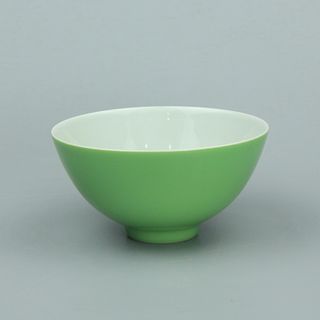 Chinese green glaze porcelain bowl, Yongzheng mark. 