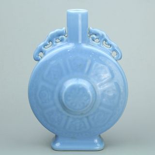 Chinese Clair de lune moon flask porcelain vase, Qianlong mark. 