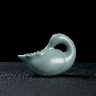 Chinese Ru Ware porcelain goose cup. 