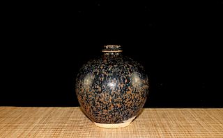 Chinese black glaze pottery jar. 