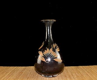 Chinese black glaze porcelain vase. 