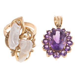 An Amethyst Pendant and Biwa Pearl Ring in 14K