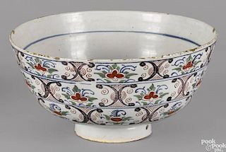 Bristol or London Delft tin glazed earthenware polychrome bowl, mid 18th c.