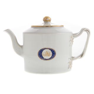Chinese Export Porcelain Drum-Form Teapot