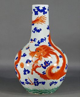 Chinese Porcelain 4 Toed Dragon Bottle Vase