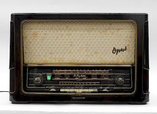 Telefunken Opus 7 Hi-Fi System AM/FM Radio