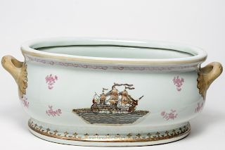 Chinese Export Porcelain Jardiniere, 20th C.