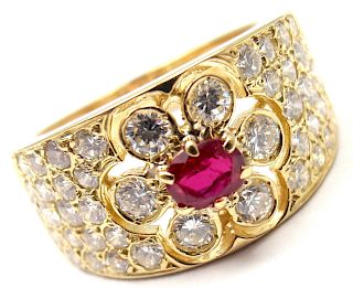 VAN CLEEF & ARPELS 18k Gold Diamond Ruby Flower Ring
