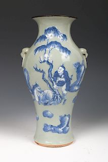 BLUE AND WHITE DOUBLE EAR VASE