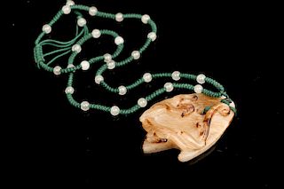 CHINESE WHITE JADE DRAGON PENDANT NECKLACE