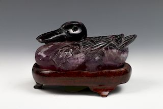 AMETHYST DUCK CARVING WITH STAND