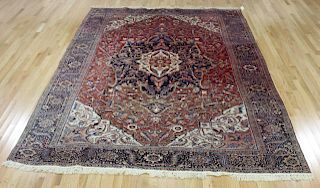 Antique & Finely Hand Woven Roomsize Heriz Carpet.