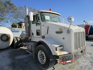 Tractocamion Kenworth 2004