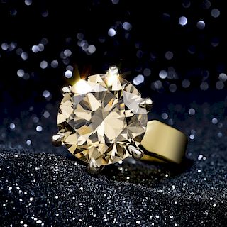 An 11.80-Carat Diamond Ring