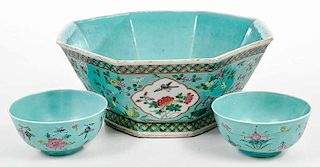 Three Chinese Export Famille Verte Bowls