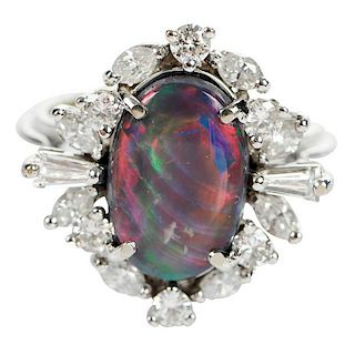 18kt. Opal and Diamond Ring