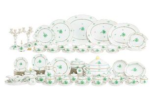 Herend Chinese Bouquet Green part dinner service