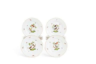 Fourteen Herend Rothschild Bird dinner plates