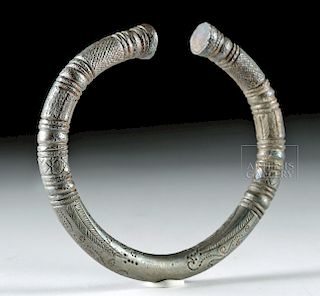 Large Achaemenid Silver Bracelet, 194.5 g