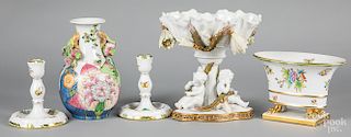 Five pieces of porcelain