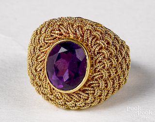 18K yellow gold gemstone ring