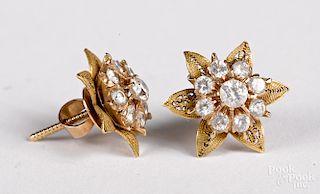 18K yellow gold diamond flower earrings