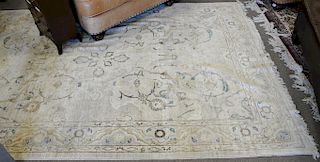 Oriental area rug. 6' x 9'