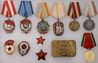 A GROUP OF SOVIET RUSSIAN MEDALS