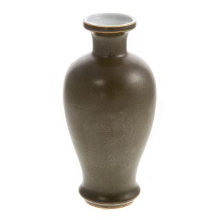 Chinese Porcelain Tea Dust Glazed Baluster Vase
