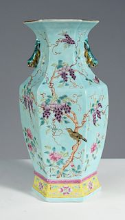 19th C. Chinese turquoise ground enamel decorated Wisteria pattern vase