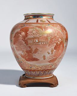 Chinese Imari palette porcelain vase
