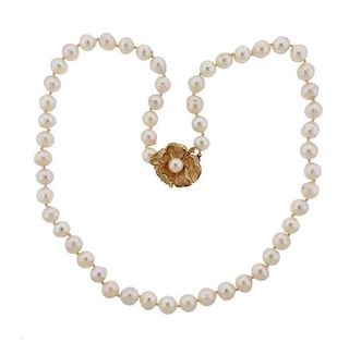 14k Gold Pearl Flower Clasp Necklace 