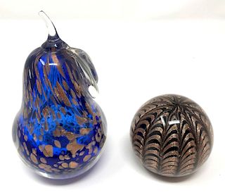 Art Glass Pear Paperweight/Bookend and Paperweight