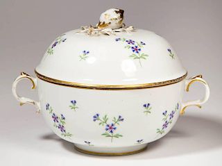 AUSTRIAN VIENNA PORCELAIN TWO-HANDLED BROTH BOWL AND COVER