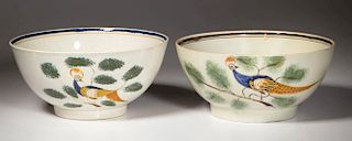 ENGLISH STAFFORDSHIRE POTTERY PEARLWARE PEAFOWL WASTE BOWLS, LOT OF TWO
