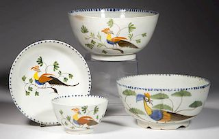 ENGLISH STAFFORDSHIRE POTTERY PEARLWARE PEAFOWL TABLE ARTICLES, LOT OF FOUR