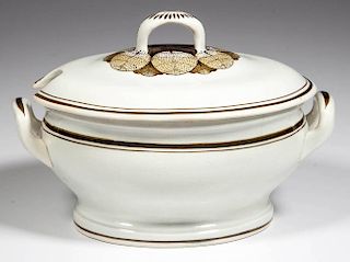 ENGLISH STAFFORDSHIRE POTTERY PEARLWARE SAUCE TUREEN AND COVER