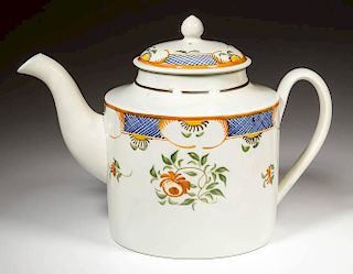 ENGLISH STAFFORDSHIRE POTTERY PEARLWARE TEAPOT AND COVER