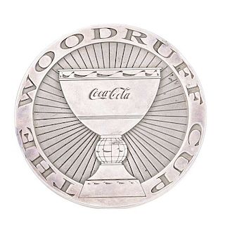 Moneda Conmemorativa Coca Cola en plata .925 de la firma Tiffany & Co. 217.0 g.